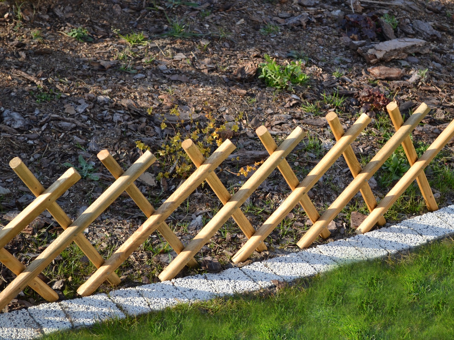 Steckzaun aus Holz Garten Zaun Beetumrandung 100x30 cm Beet Einfassung